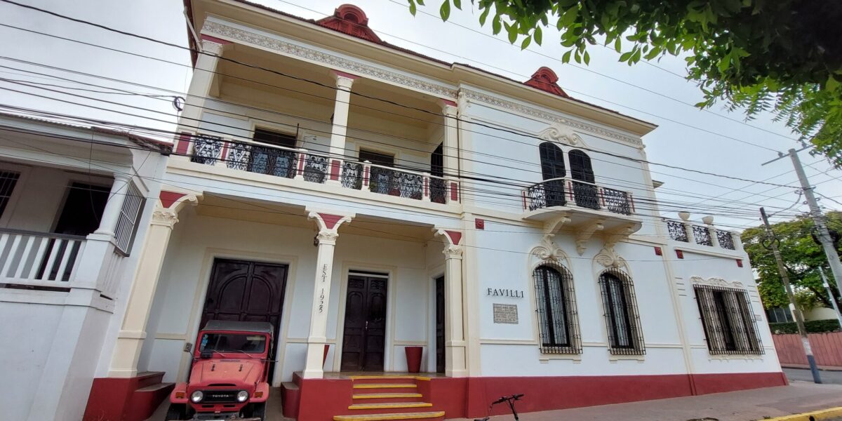 Colonial Mansion for sale in Granada, Nicaragua